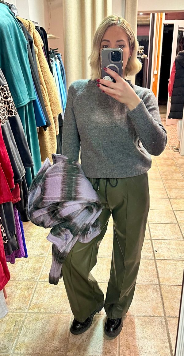 Casual Olive Elegance