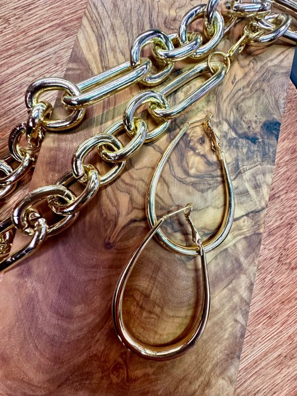 Golden Teardrop Elegance