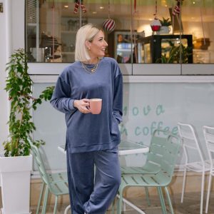 Velvet Comfort Set