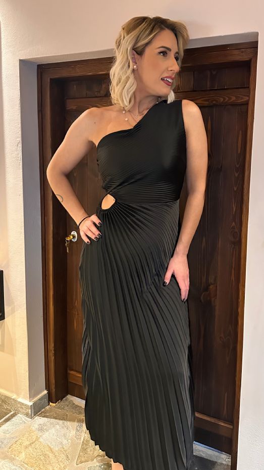 Elegant Satin One-Shoulder Dress